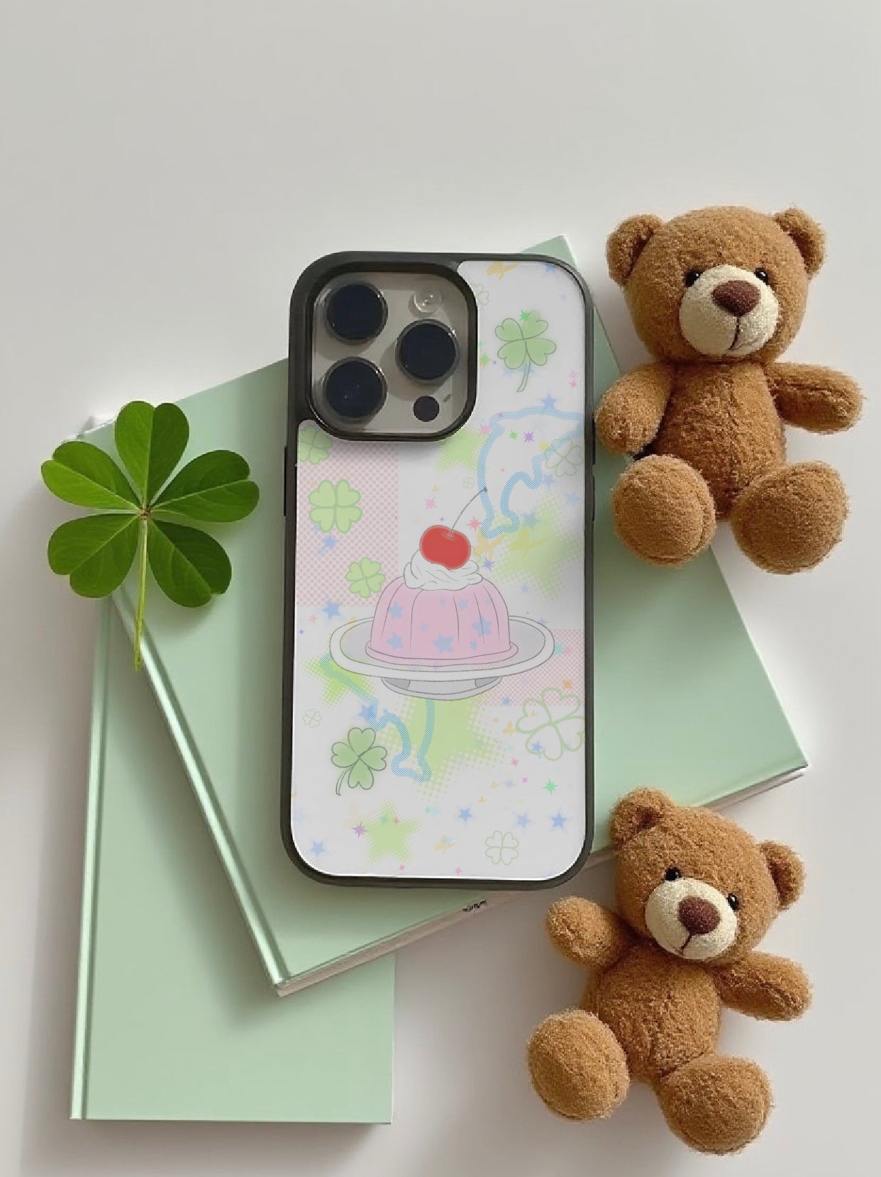 ⋆₊ ⊹˚ 🌱𝒢𝓇𝑒𝑒𝓃🌱⋆。₊ ⊹Lucky Clover
-IPhone Case