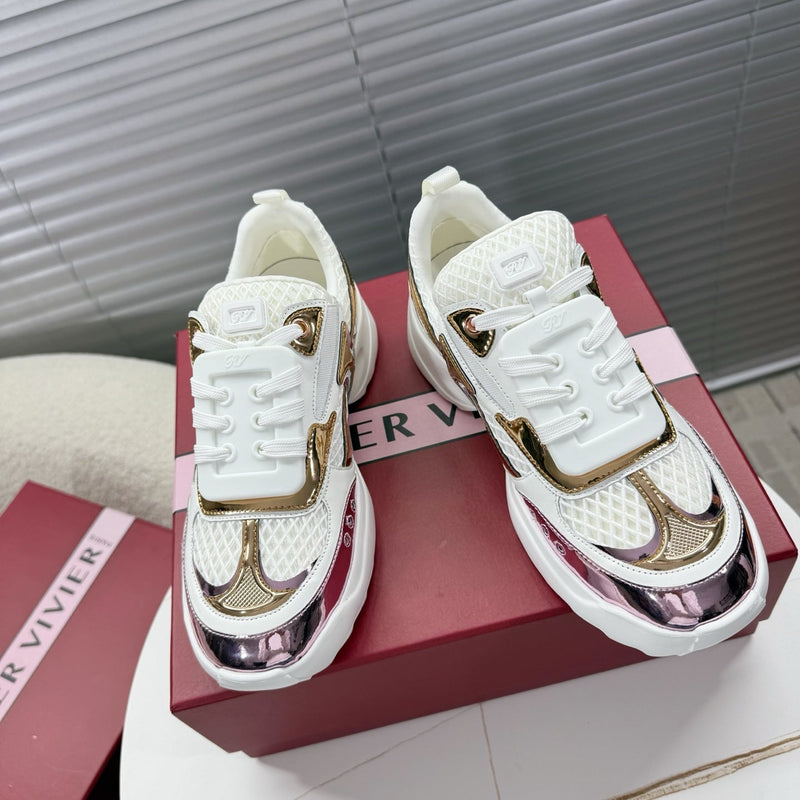 R-Sneakers