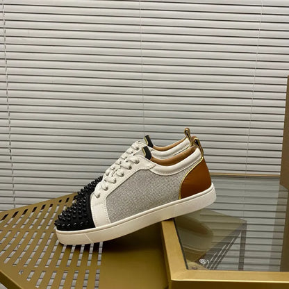C - SNEAKERS