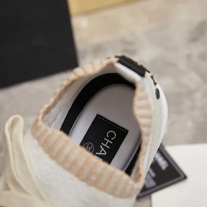 C - SNEAKERS