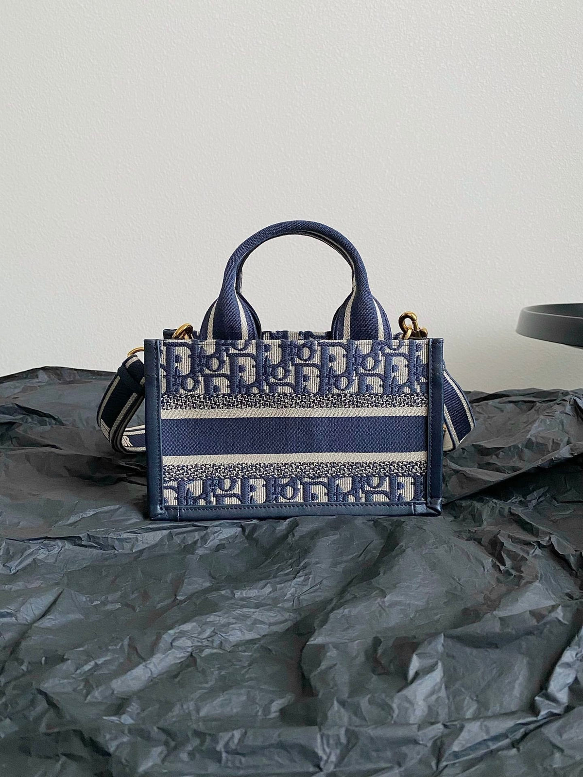 D-Book Tote
