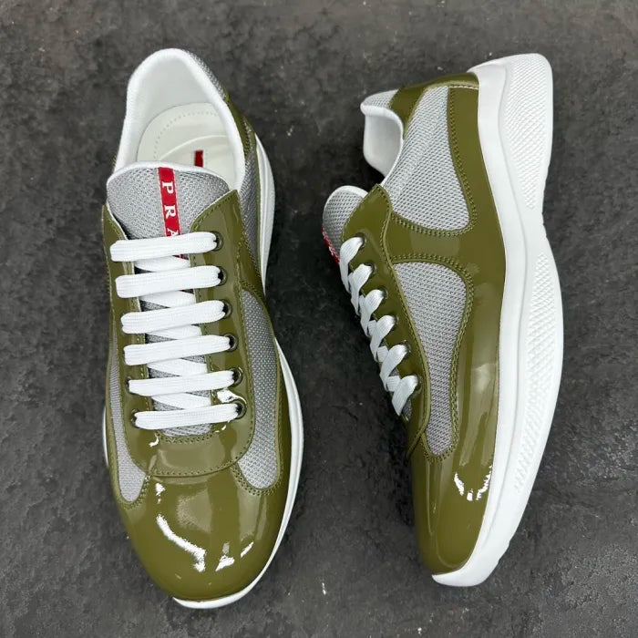 P - SNEAKERS