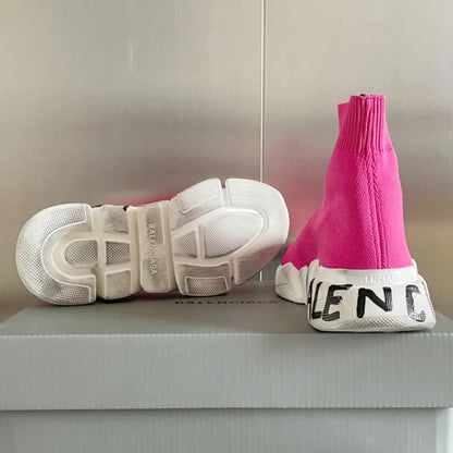B - SNEAKERS
