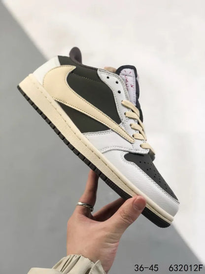 N - SNEAKERS