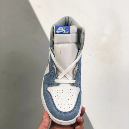 N - SNEAKERS