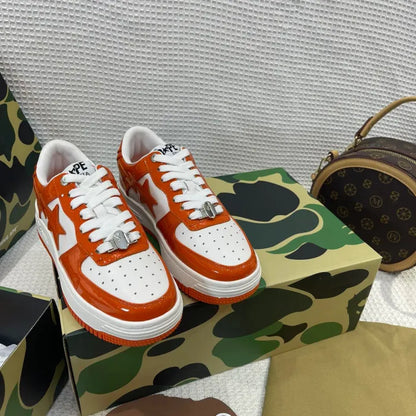B - SNEAKERS