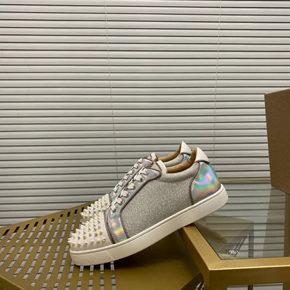 C - SNEAKERS