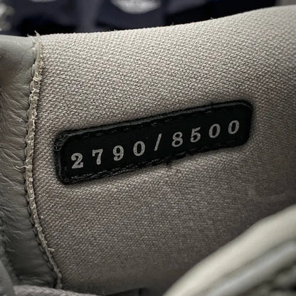 N - SNEAKERS