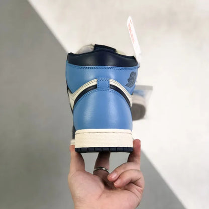 N - SNEAKERS