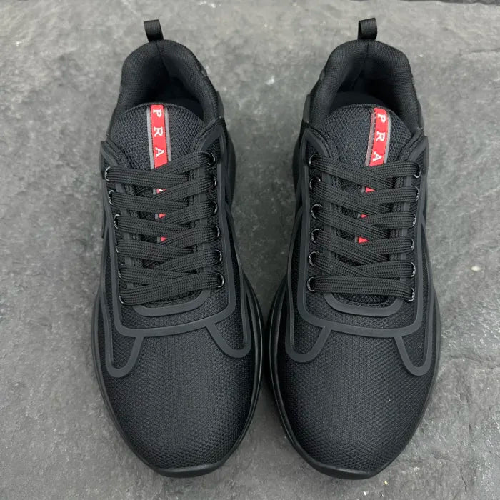 P - SNEAKERS