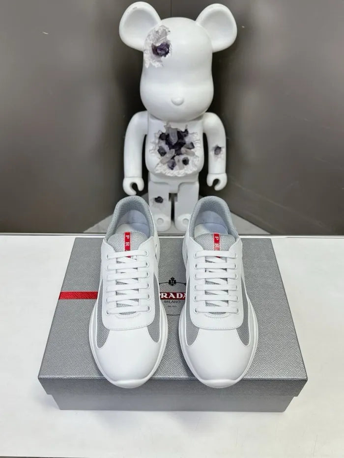 P - SNEAKERS