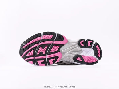 A - SNEAKERS