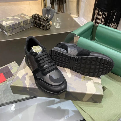 V - SNEAKERS
