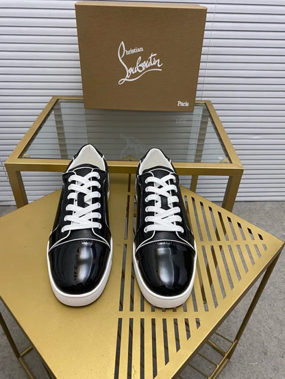 C - SNEAKERS