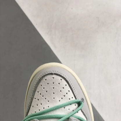 N - SNEAKERS