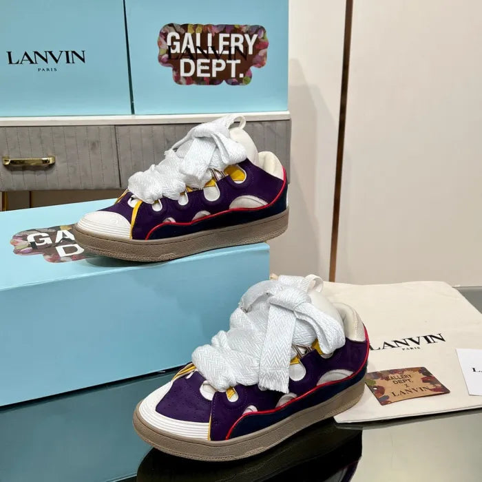 L - SNEAKERS