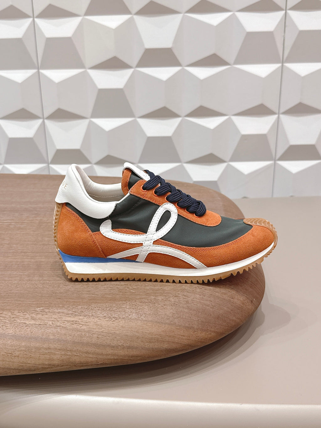 L2-Sneakers