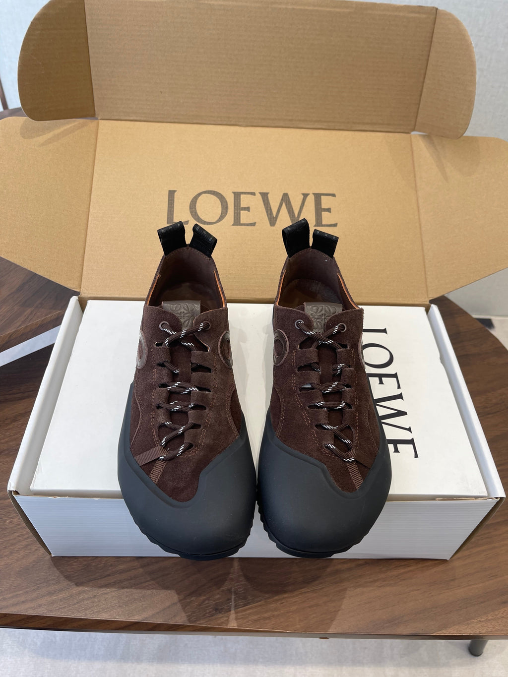 L2-Sneakers