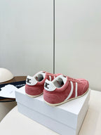 S-Sneakers