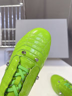 B-Sneakers