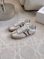 S-Sneakers