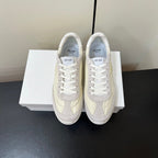 S-Sneakers