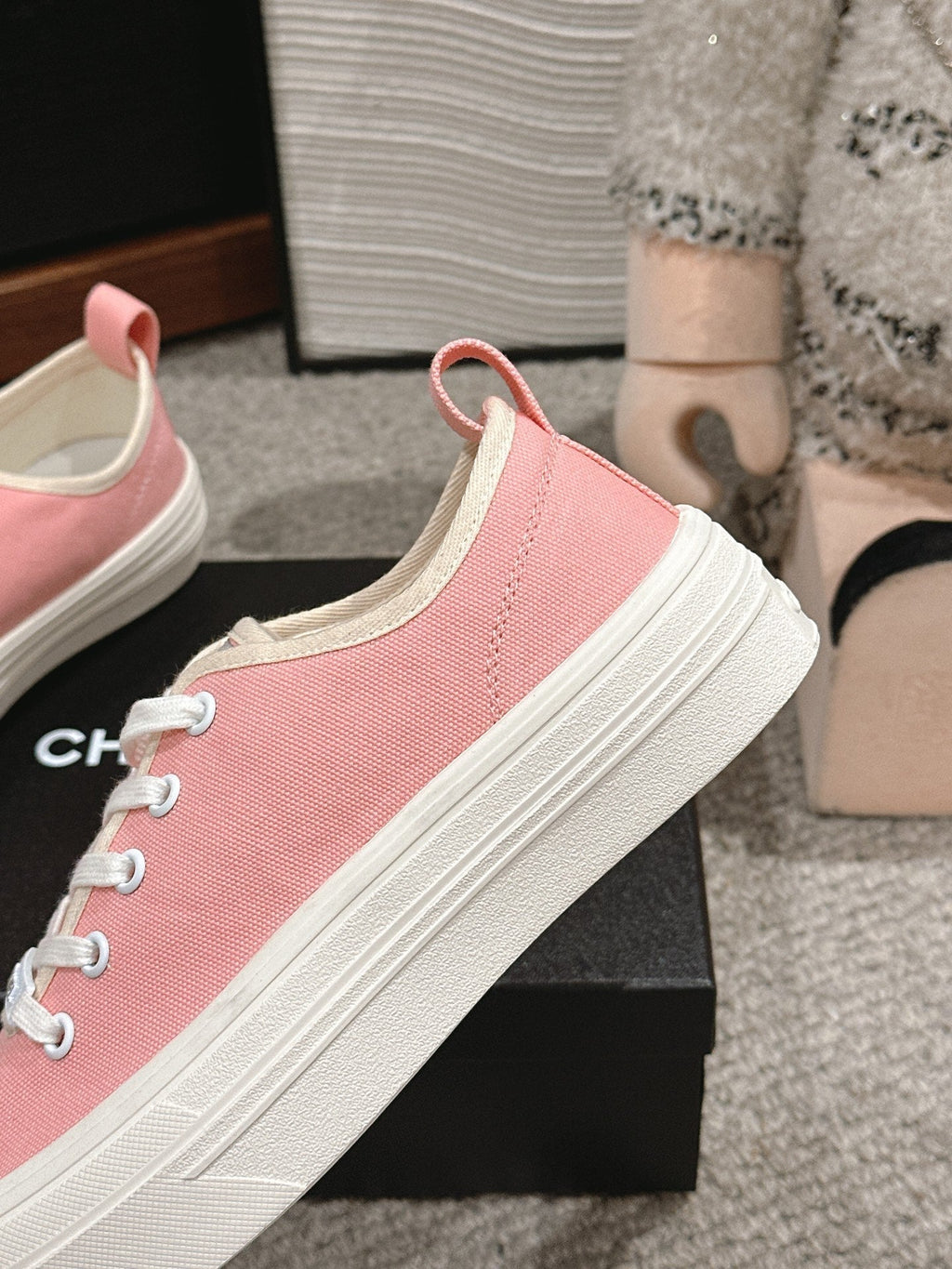 C-Sneakers