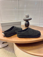 B-Sneakers