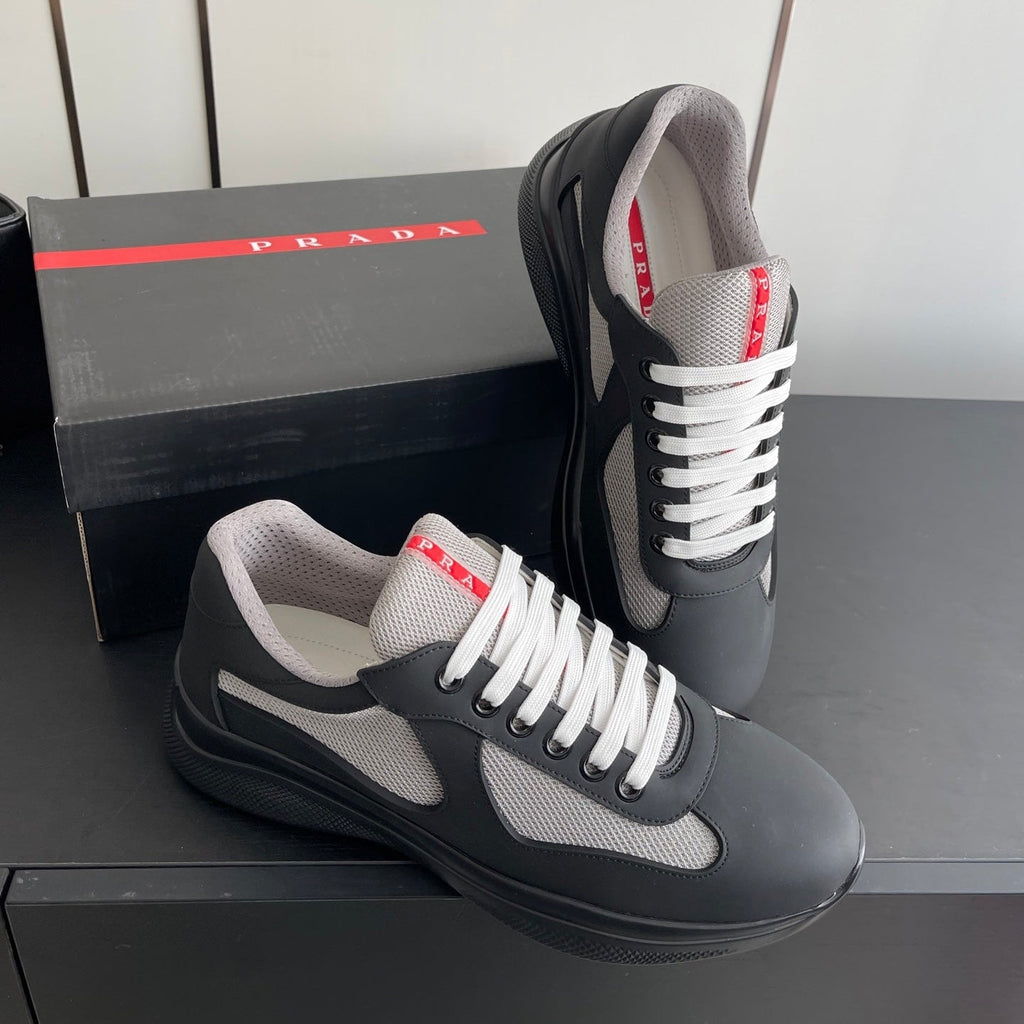 P-Sneakers