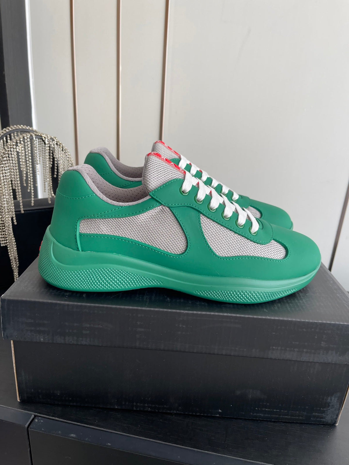 P-Sneakers