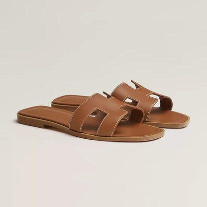 Minimal Double H Logo Slides – Minimal Chic Sandals